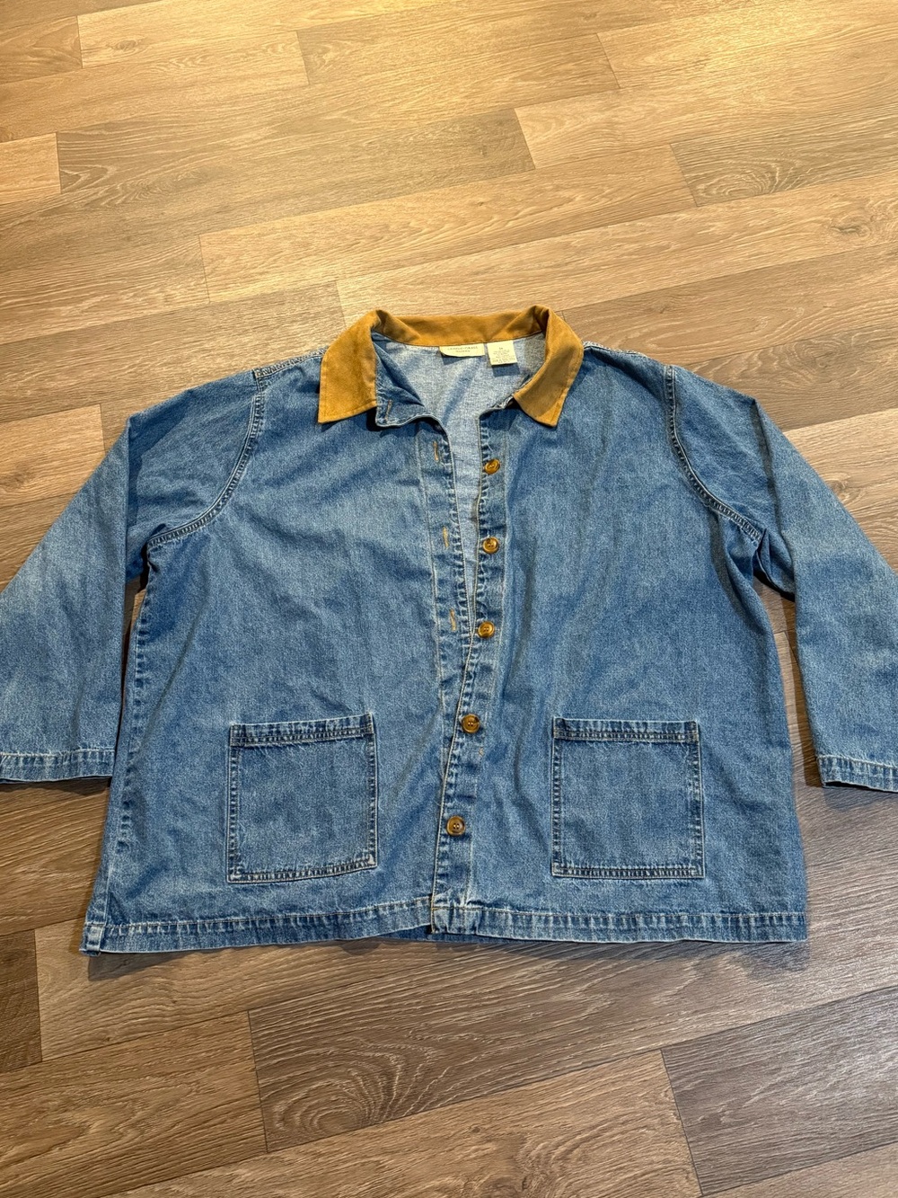 Vintage Denim Button-Down Shirt Jacket with Tan Corduroy Collar - Women